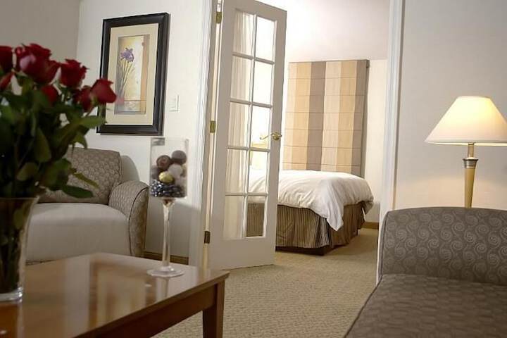 Room 9 of 28