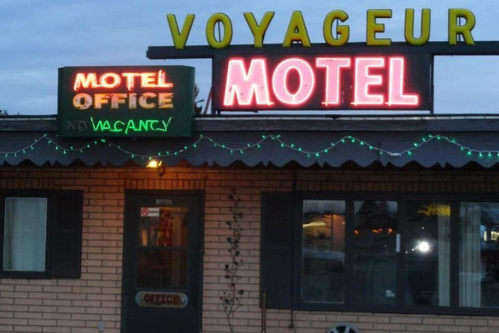 Hotel 4 of 18