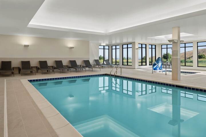 Pool 2 of 16