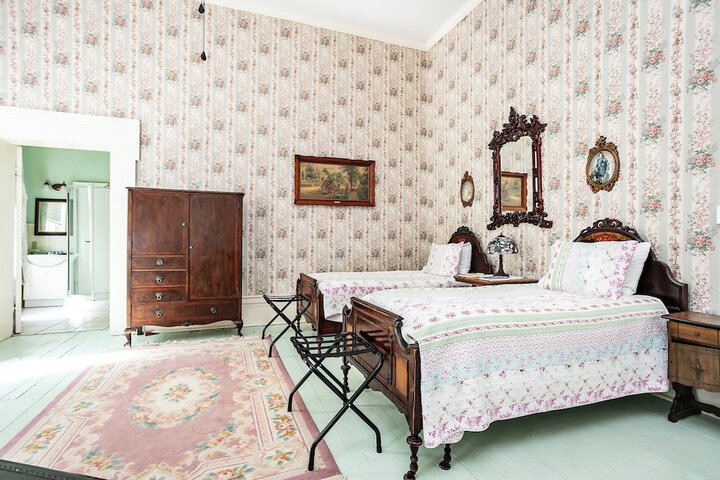 Room 36 of 80