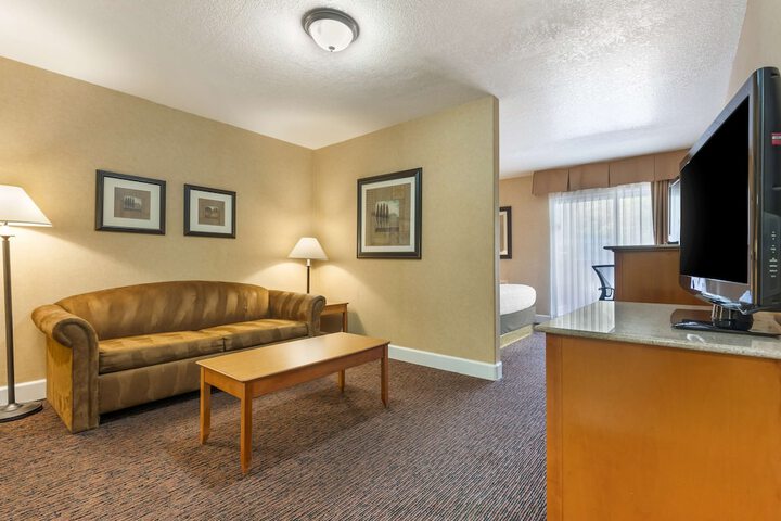 Room 37 of 45