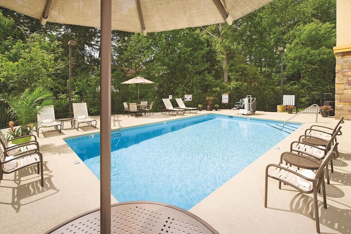 La Quinta Inn & Suites by Wyndham Smyrna TN - Nashville