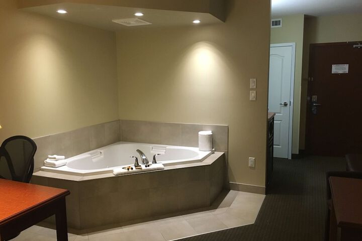 Room 42 of 54