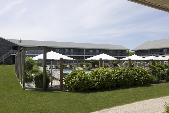 Riviera Beach Resort