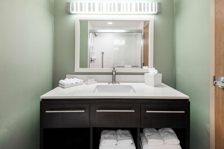 Room 20 of 35