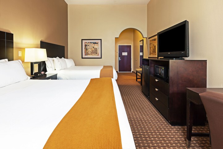 Room 43 of 62