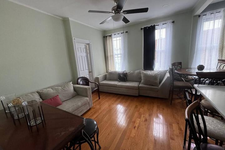 Huge 3 Bedrooms Apt 15 Minutes to NY City