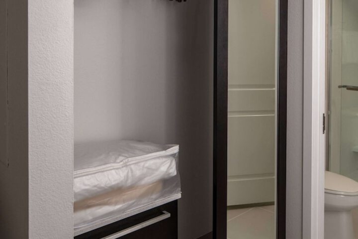 Sonesta ES Suites Fairfax Fair Lakes