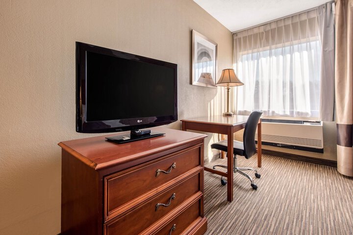 Room 20 of 42