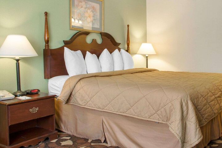Quality Inn Broken Arrow - Tulsa