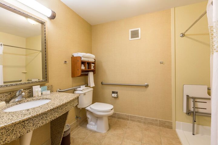 Room 16 of 31
