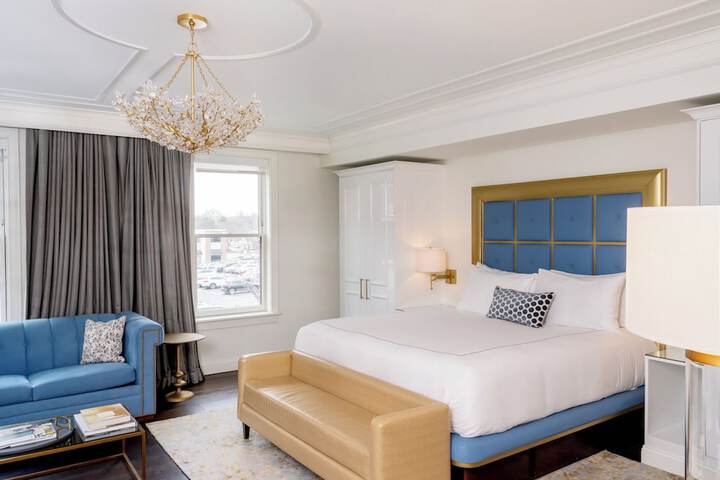 The Adelphi Hotel