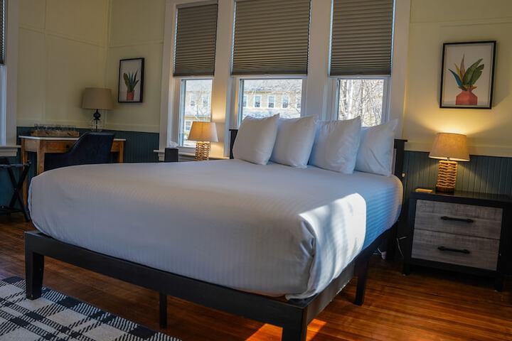 Old Mill Inn