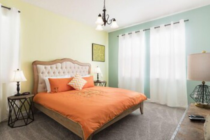 Room 22 of 43