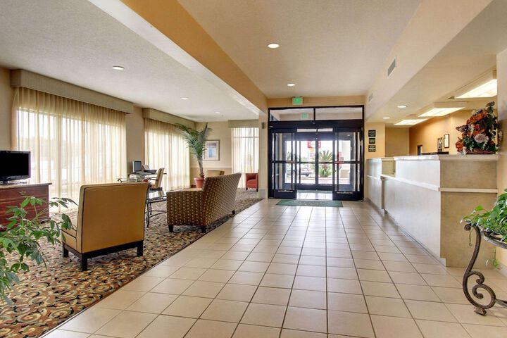 Hotel Interior 11 of 57