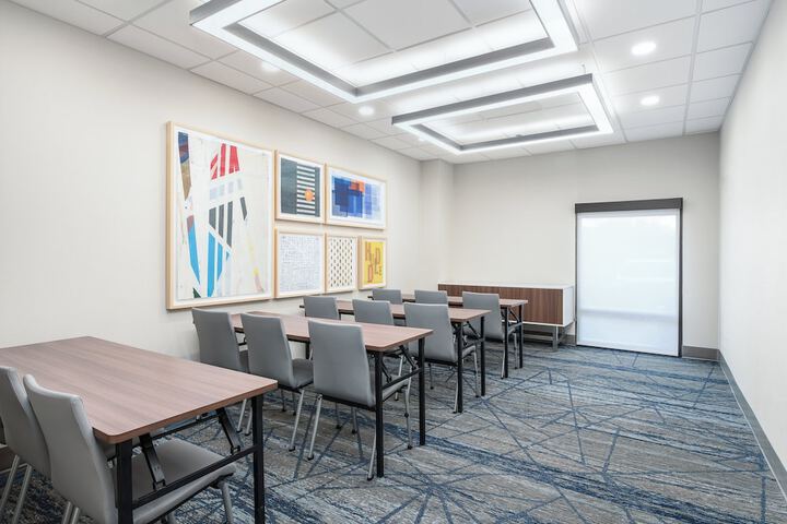 Holiday Inn Express Atlanta West - Theme Park Area by IHG