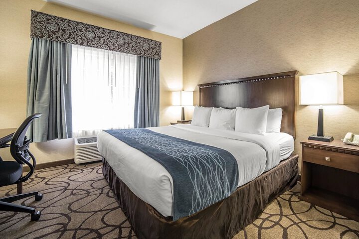 Room 20 of 33