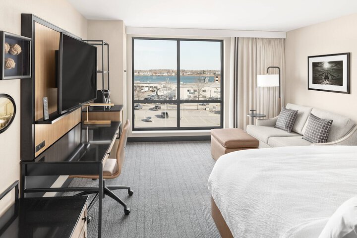Room 9 of 27
