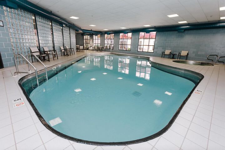 DoubleTree by Hilton Hotel Bloomington