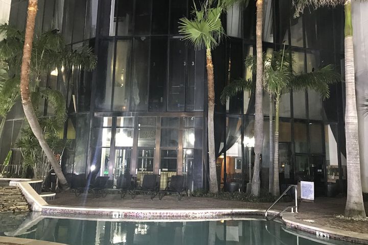 Sunchase Inn & Suites