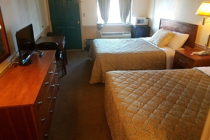 Room 2 of 15