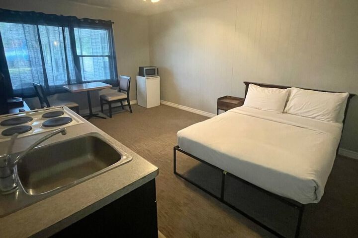 Room 31 of 40