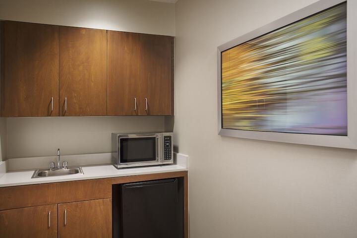 Room 7 of 32