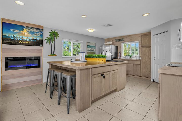 Latitude 26 Waterfront Boutique Resort - Bonita Springs