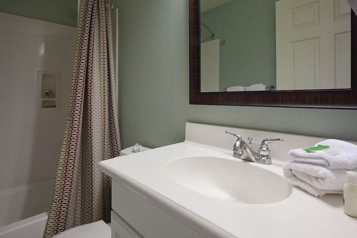 Holiday Inn Club Vacations Galveston Beach Resort by IHG