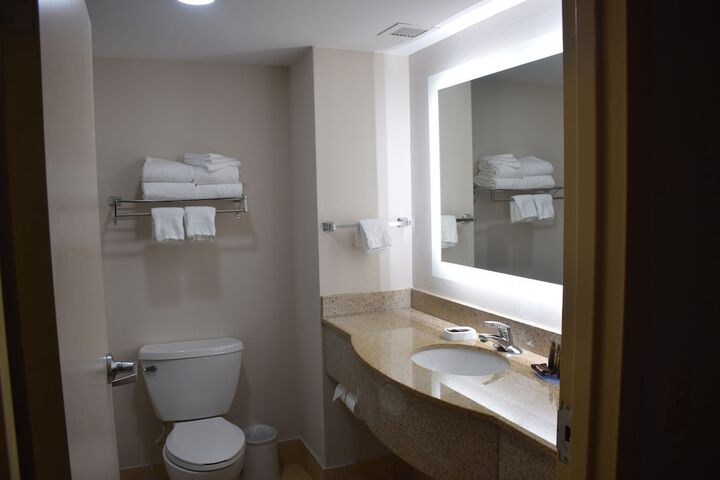 Room 14 of 40