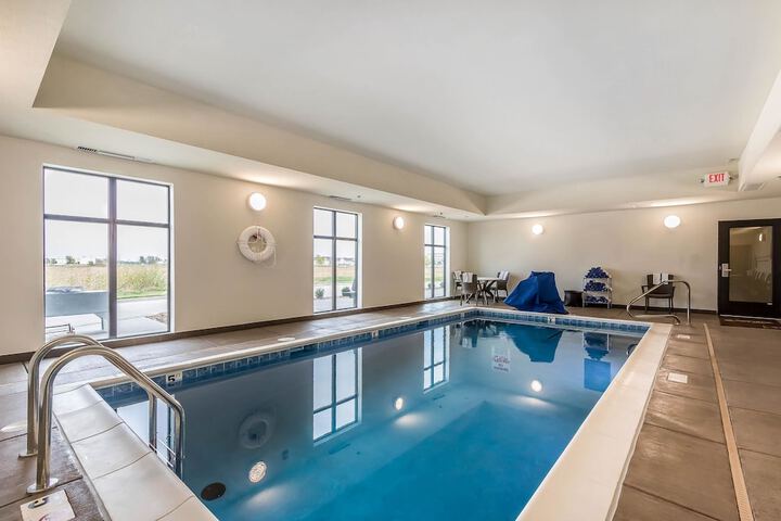 Pool 8 of 45