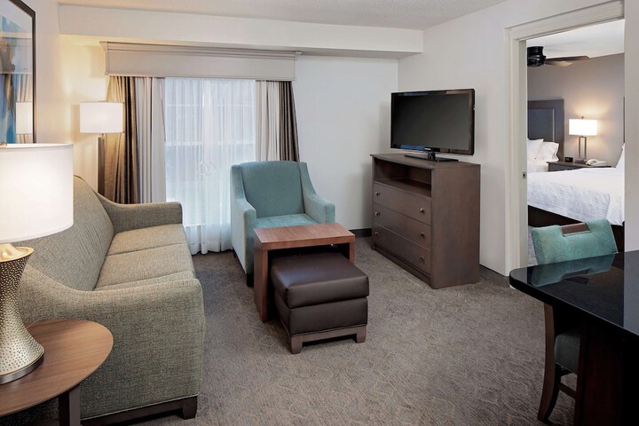 Room 14 of 25