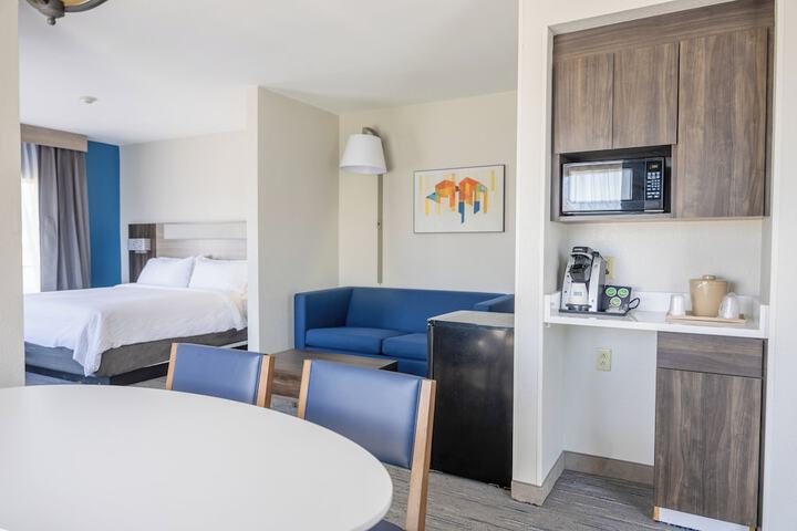 Room 20 of 45