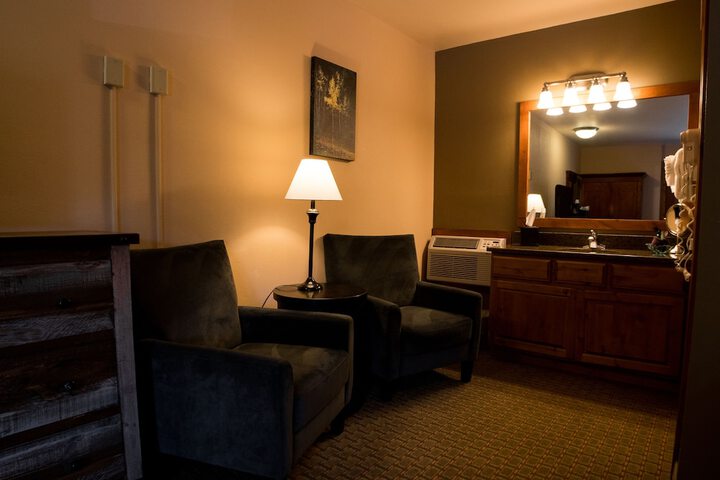 Room 60 of 191