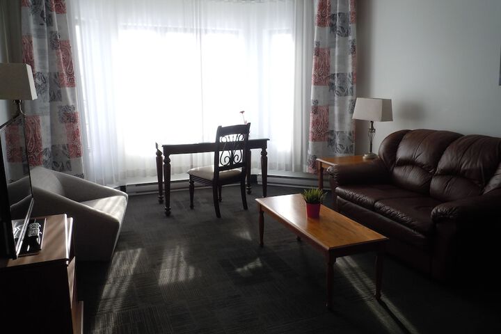 Room 30 of 77