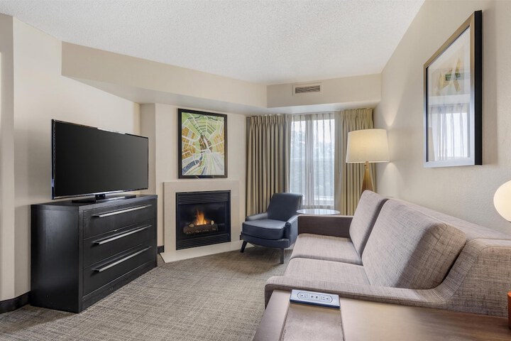 Sonesta ES Suites Fairfax Fair Lakes