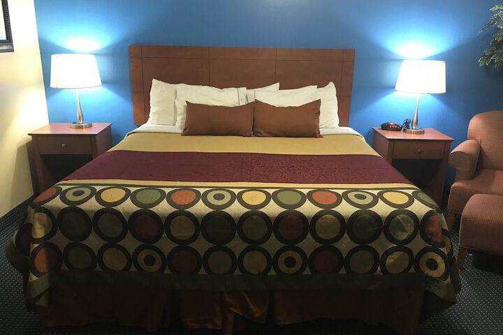 Room 23 of 43