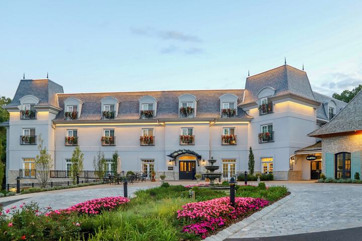 Hotel 5 of 69