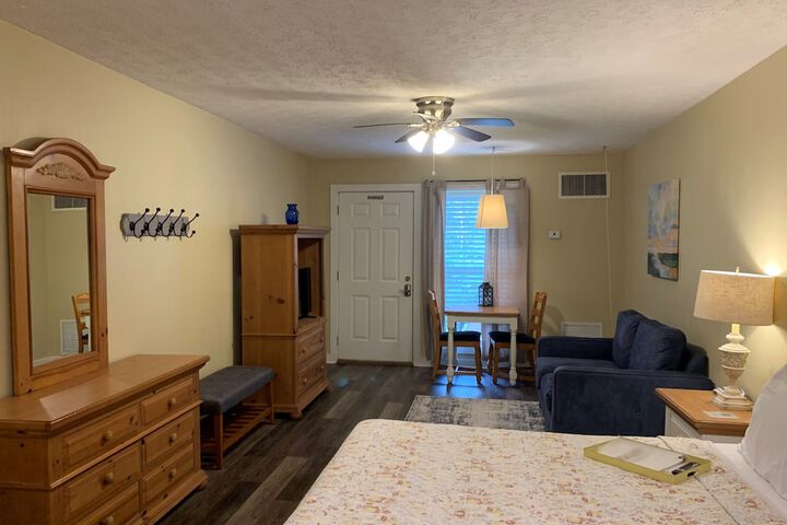 Room 98 of 155