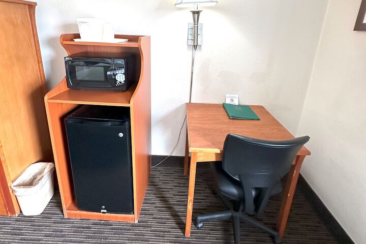 Room 60 of 163