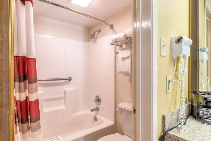 Room 21 of 44
