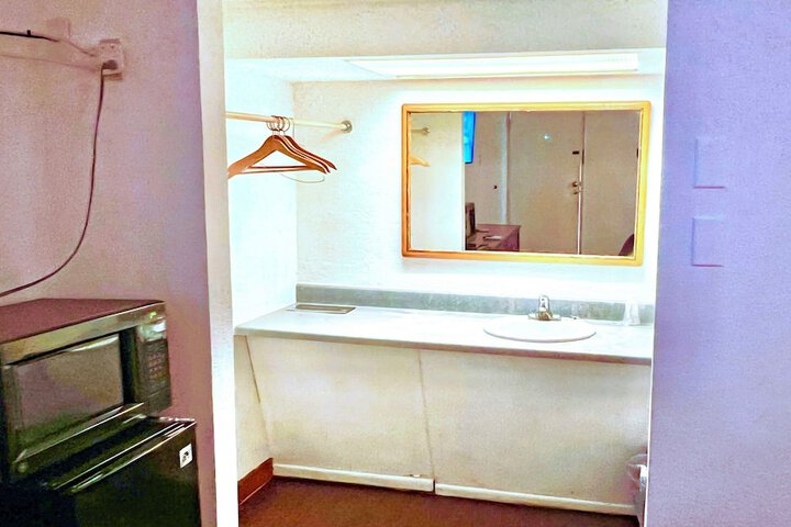Thunderbird Motel Hillsboro