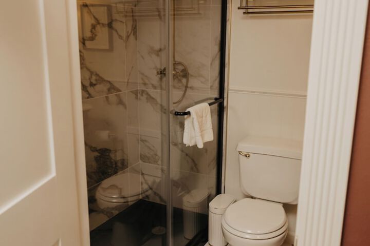 Room 49 of 75