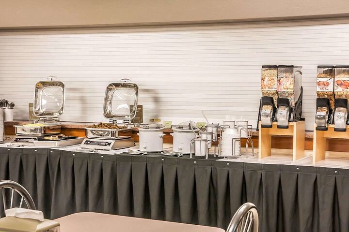 Breakfast/Coffee Service 46 of 55