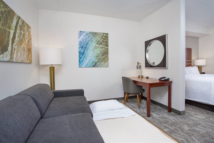 Room 20 of 29