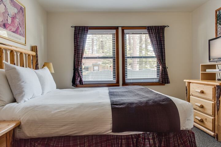 Franciscan Lakeside Lodge