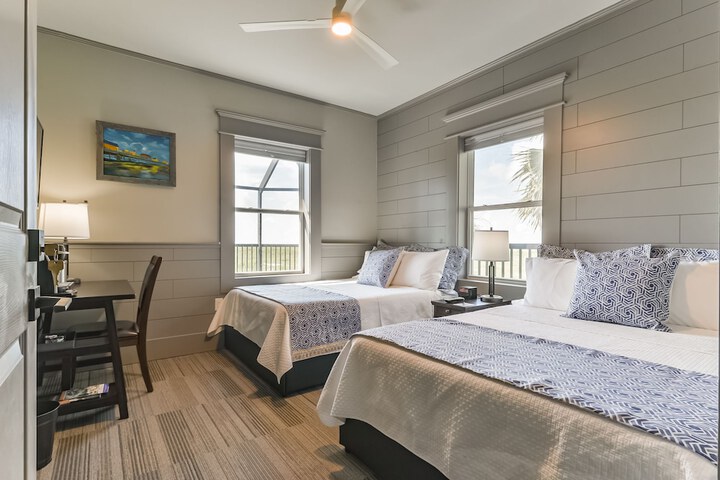 Room 15 of 26