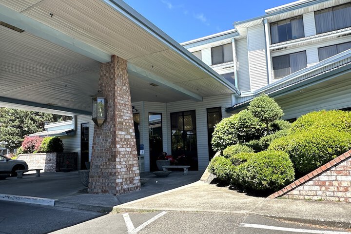 Hotel 5 of 27