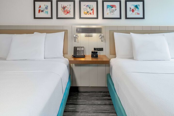 Room 11 of 26