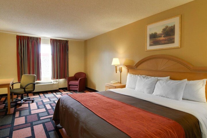 Room 13 of 21